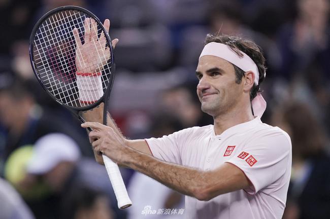 乐鱼体育-费德勒重返赛场,比赛规则变更首场状态出色,皇家马德里观众沸腾!热度持续攀升的简单介绍-乐鱼体育